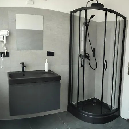 Mtp Centrum Z 3 Lazienkami Апартаменты Познань