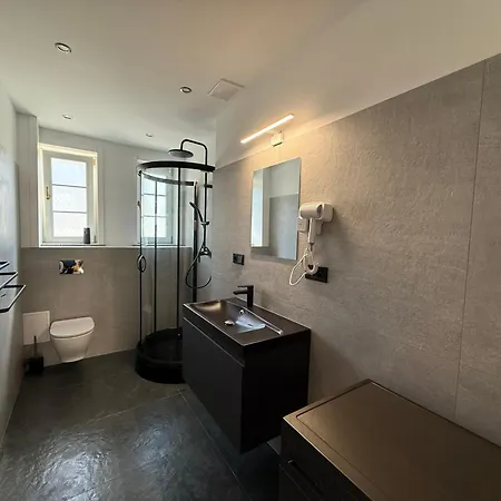 Mtp Centrum Z 3 Lazienkami * Познань